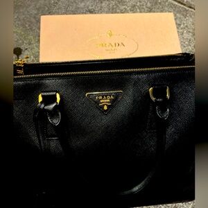 Brand New! Prada Saffiano Purse